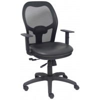 PIQUERAS Y CRESPO Silla Jorquera traslack malla negra asiento similpiel negro brazos regulables